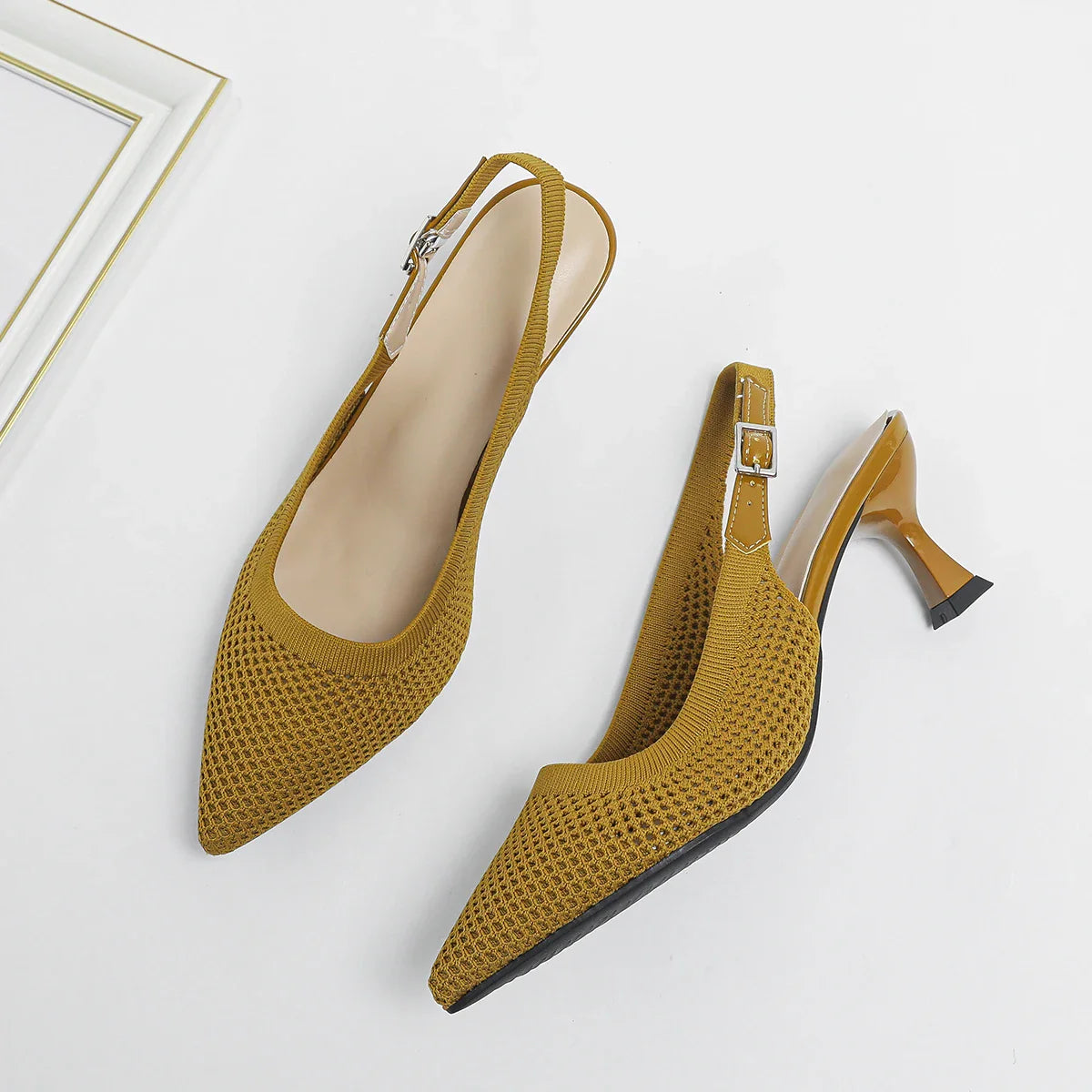 Diana Isadora - Chaussure à Talon Moyen Très Élégante et Confortable