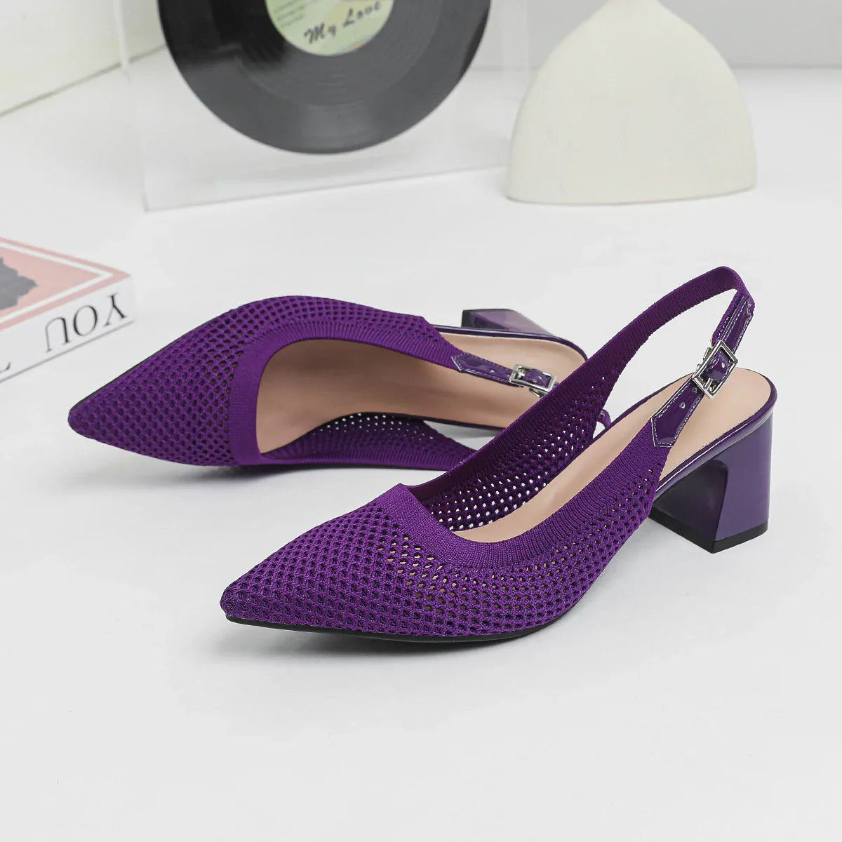 Sandrah Isadora - Chaussures à Talons Moyens Très Élégantes et Confortables