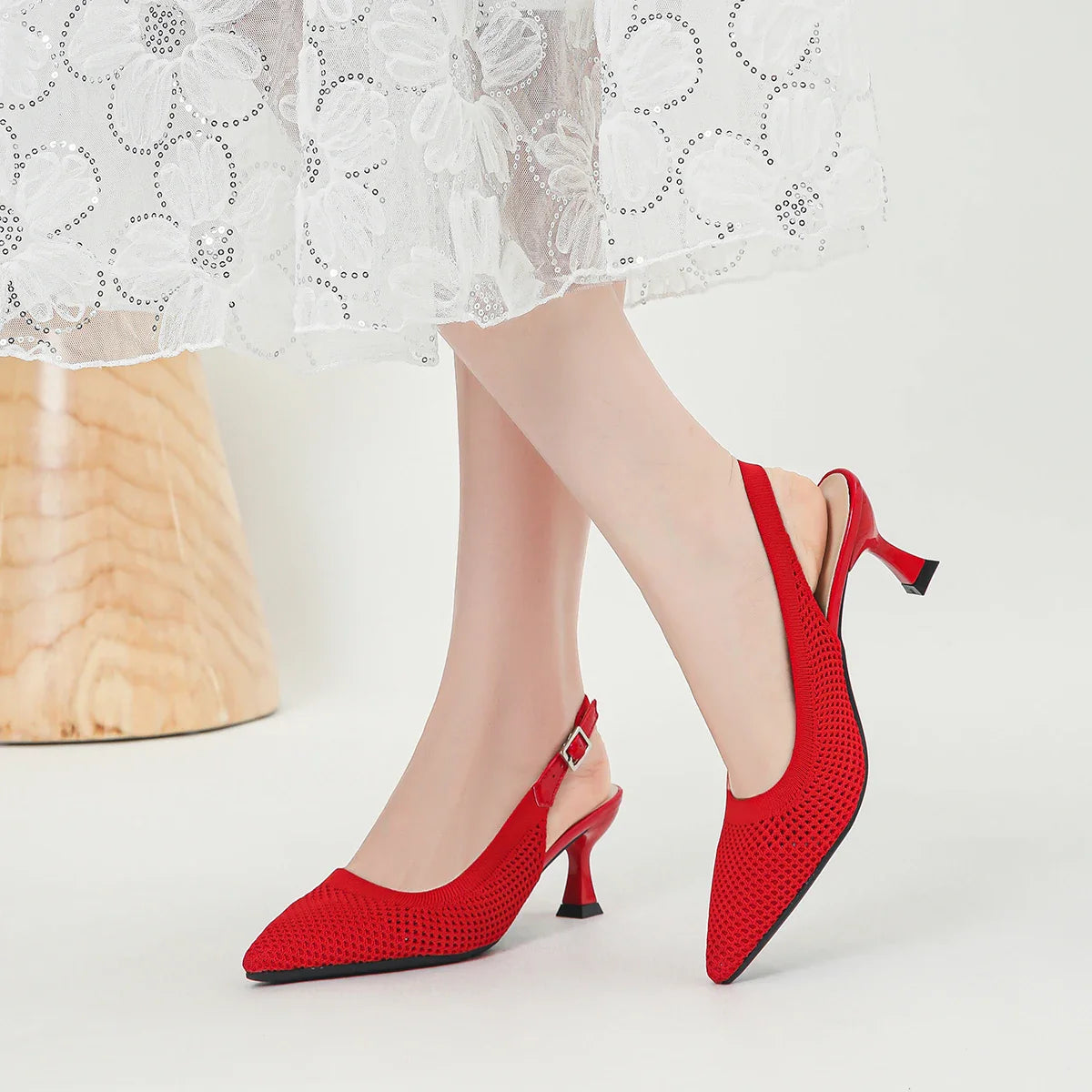 Diana Isadora - Chaussure à Talon Moyen Très Élégante et Confortable