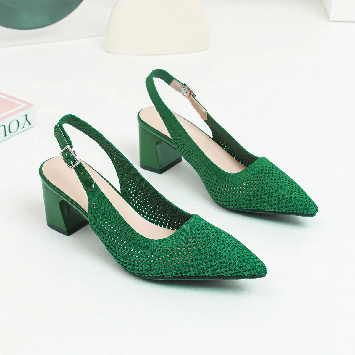 Sandrah Isadora - Chaussures à Talons Moyens Très Élégantes et Confortables