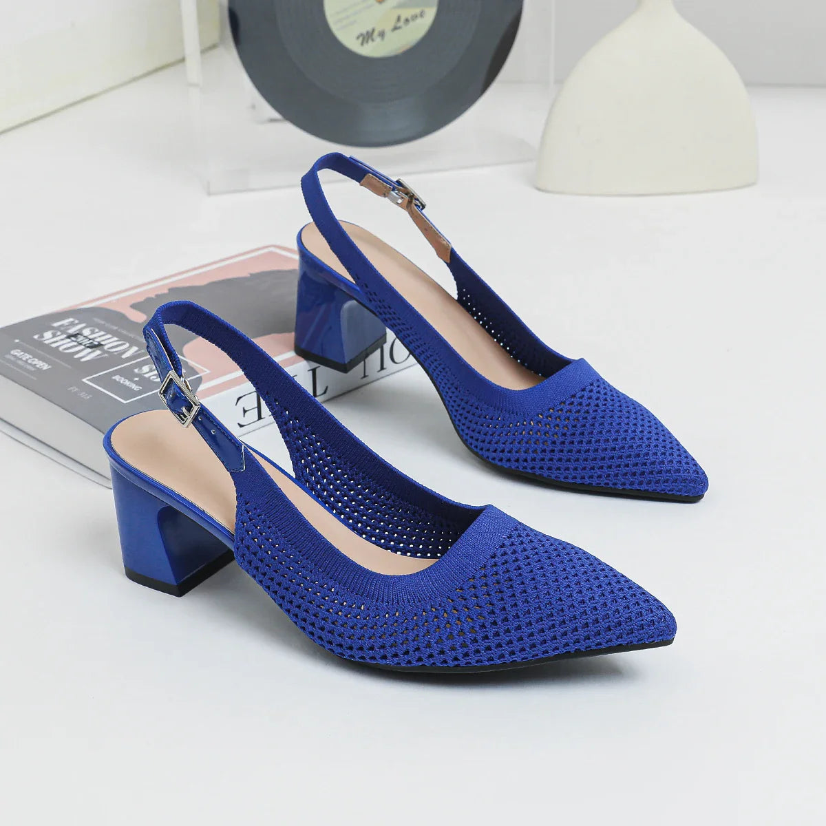 Sandrah Isadora - Chaussures à Talons Moyens Très Élégantes et Confortables