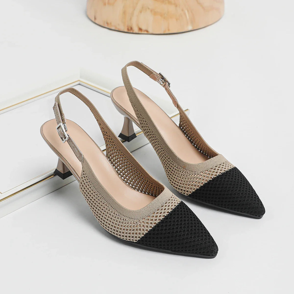 Diana Isadora - Chaussure à Talon Moyen Très Élégante et Confortable