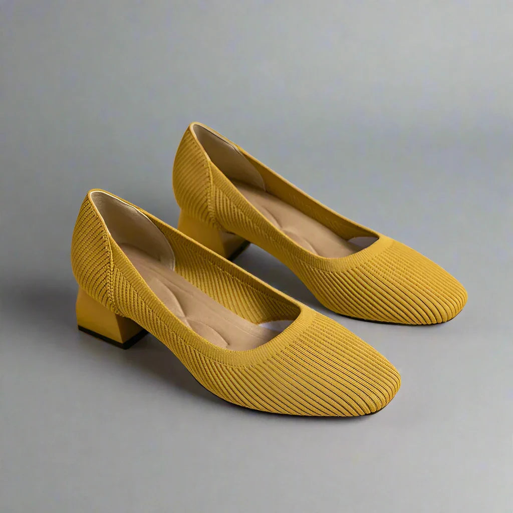 Miss Isadora Pump Retro – Escarpin Rétro à Talon Bloc Élégant et Confortable